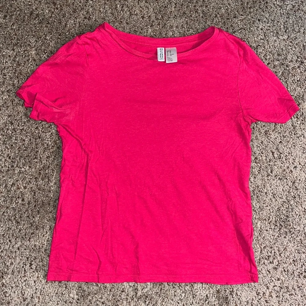 H&M basic pink tee - Picture 1 of 2